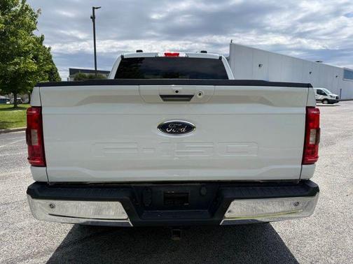 Oxford White 2021 Ford F-150 XLT
