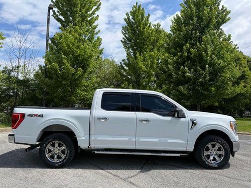 Oxford White 2021 Ford F-150 XLT