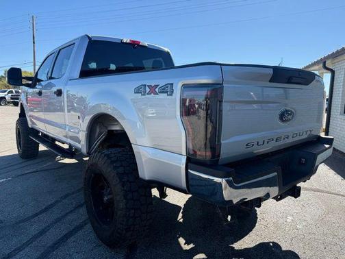 Ingot Silver 2019 Ford F-250 XLT