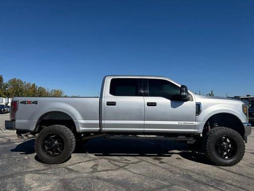 Ingot Silver 2019 Ford F-250 XLT