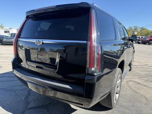 2016 Cadillac Escalade Luxury