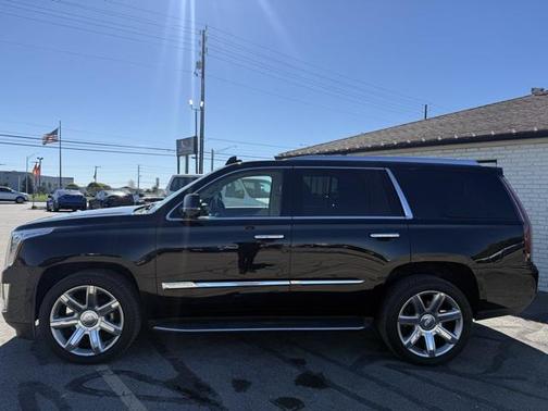 2016 Cadillac Escalade Luxury
