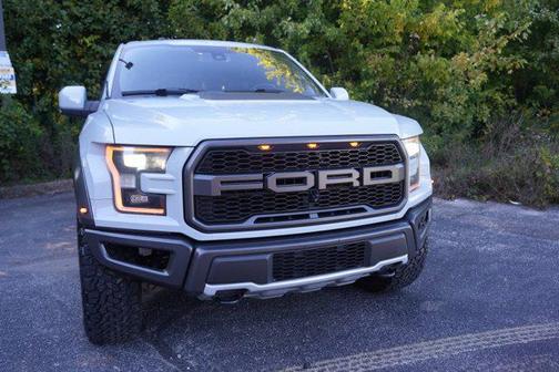 Avalanche 2017 Ford F-150 Raptor