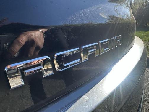 2016 GMC Acadia Denali