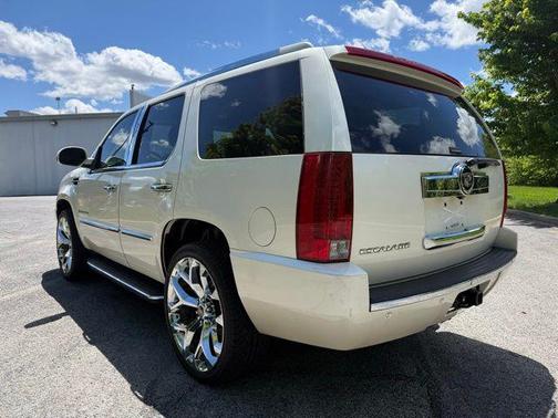 White Diamond Clearcoat 2007 Cadillac Escalade Base