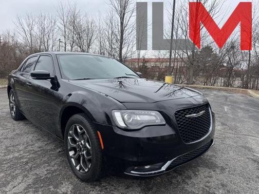 2017 Chrysler 300 S