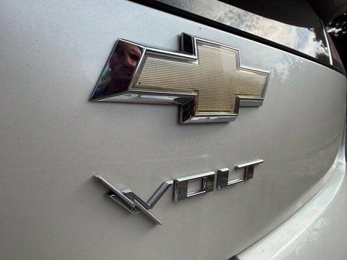 White Diamond Clearcoat 2013 Chevrolet Volt Base