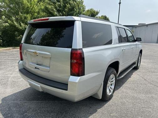 2016 Chevrolet Suburban LT
