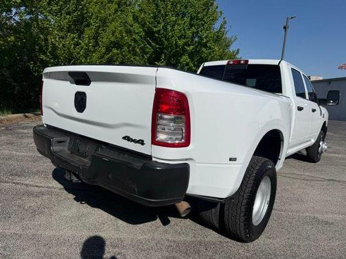 Bright White Clearcoat 2023 RAM 3500 Tradesman Crew Cab 4x4 8' Box