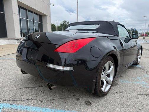 Magnetic Black Pearl 2006 Nissan 350Z Touring