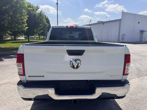 Bright White Clearcoat 2024 RAM 2500 Big Horn Crew Cab 4x4 6'4' Box