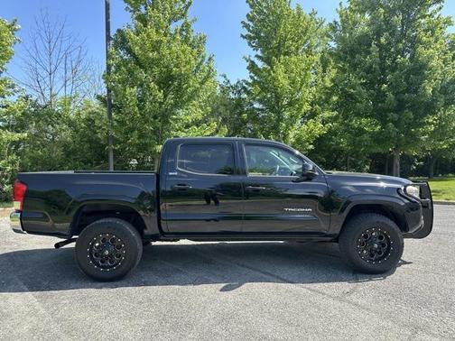 2016 Toyota Tacoma Base