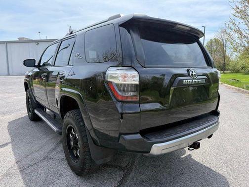 Midnight Black Metallic 2017 Toyota 4Runner TRD Off Road Premium