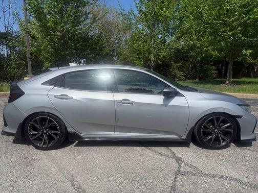 Lunar Silver Metallic 2017 Honda Civic Sport Touring