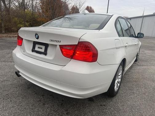 2009 BMW 328 328i