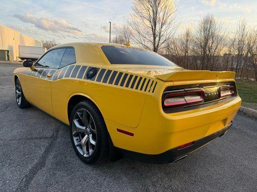 2017 Dodge Challenger SXT
