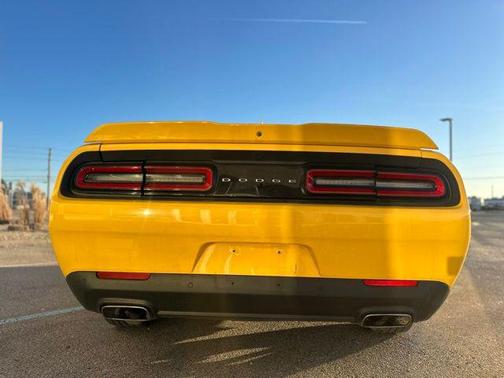 2017 Dodge Challenger SXT