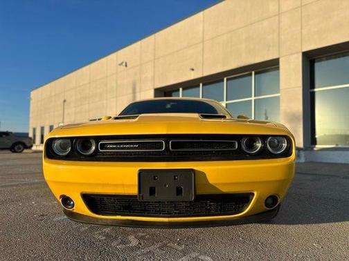 2017 Dodge Challenger SXT