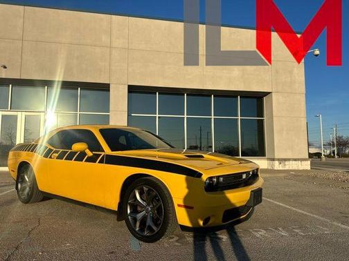 2017 Dodge Challenger SXT