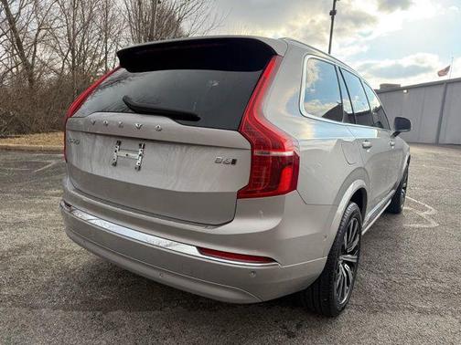 2024 Volvo XC90 B6 Plus Bright Theme 7-Seater