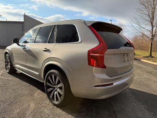 2024 Volvo XC90 B6 Plus Bright Theme 7-Seater