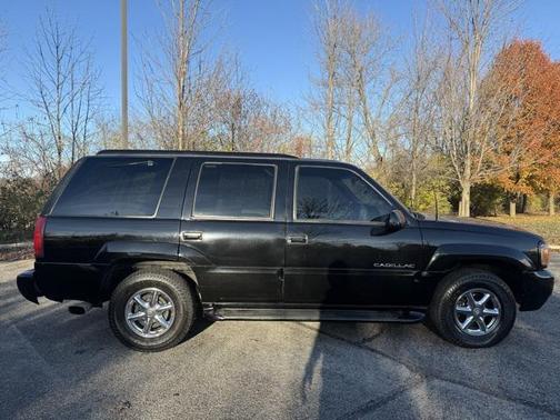 2000 Cadillac Escalade 4WD