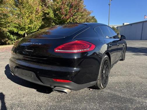 2014 Porsche Panamera 4