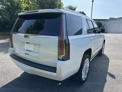 2020 Cadillac Escalade Platinum