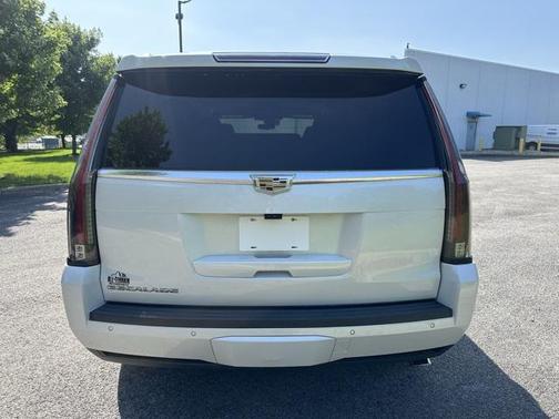 2020 Cadillac Escalade Platinum