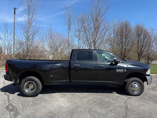 2018 RAM 3500 Tradesman Crew Cab 4x2 8' Box