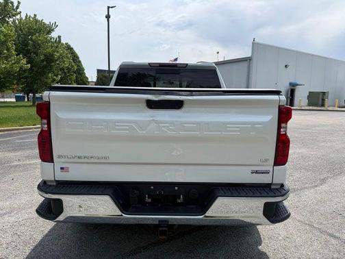 Iridescent Pearl Tricoat 2020 Chevrolet Silverado 1500 LT