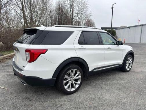 2022 Ford Explorer Platinum