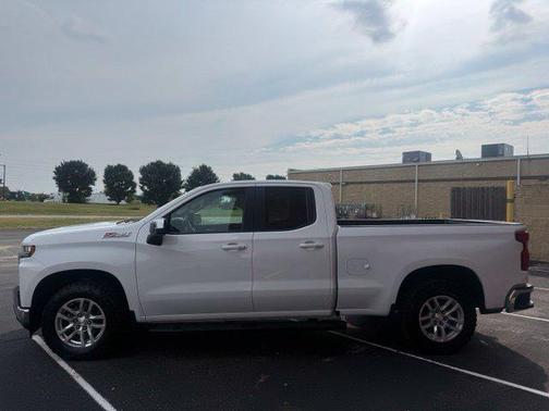 Summit White 2019 Chevrolet Silverado 1500 LT