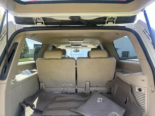 2014 Cadillac Escalade ESV Luxury
