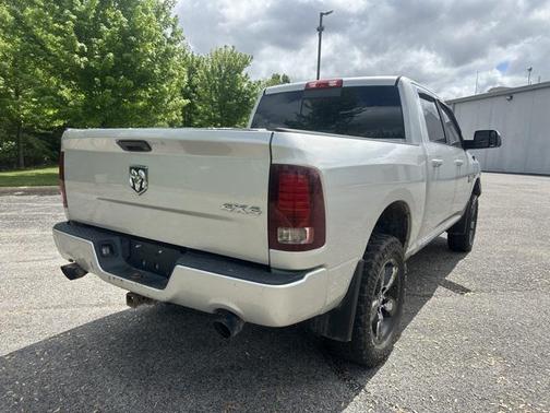 2016 RAM 1500 Sport