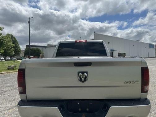 2016 RAM 1500 Sport