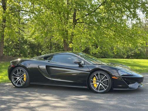 Onyx Black 2016 McLaren 570S Base