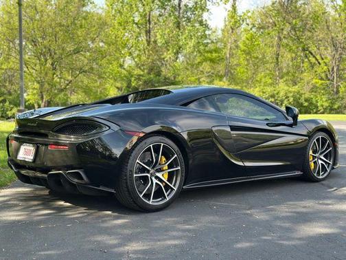 Onyx Black 2016 McLaren 570S Base