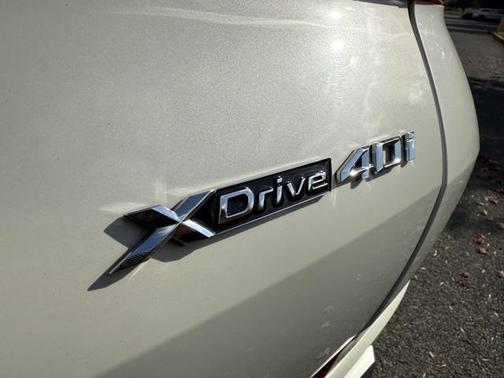 2022 BMW X6 xDrive40i