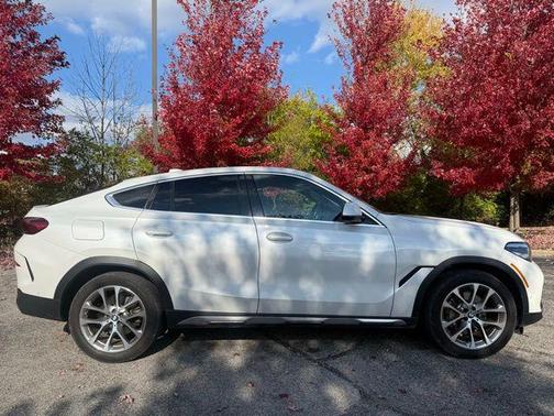 2022 BMW X6 xDrive40i