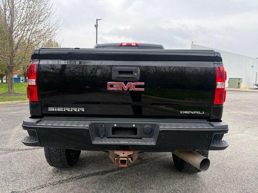 Onyx Black 2018 GMC Sierra 2500 Denali