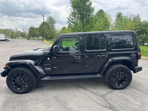 Black Clearcoat 2021 Jeep Wrangler Unlimited 4xe Sahara