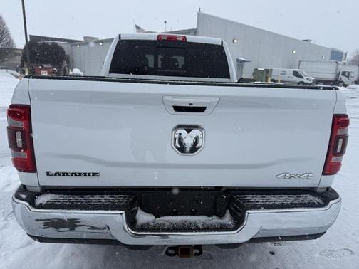 2024 RAM 2500 Laramie Crew Cab 4x4 6'4' Box