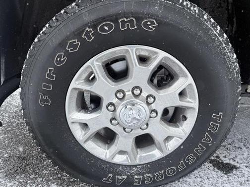 2024 RAM 2500 Laramie Crew Cab 4x4 6'4' Box