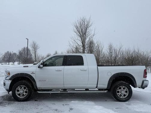 2024 RAM 2500 Laramie Crew Cab 4x4 6'4' Box