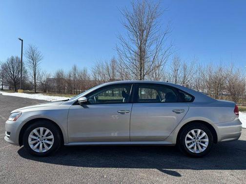 2012 Volkswagen Passat 2.5 S