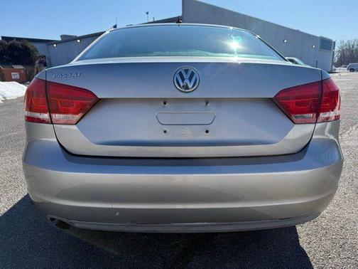 2012 Volkswagen Passat 2.5 S