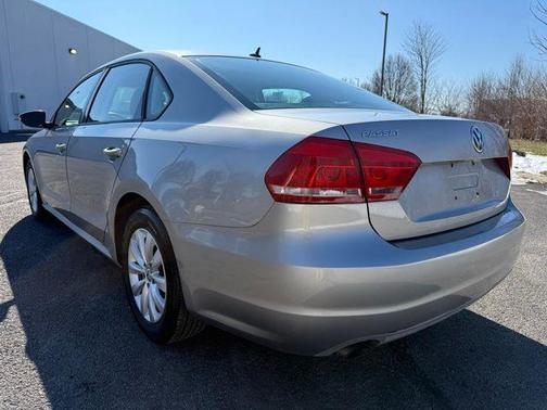 2012 Volkswagen Passat 2.5 S