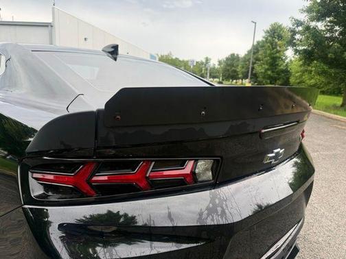 Black 2018 Chevrolet Camaro 1SS