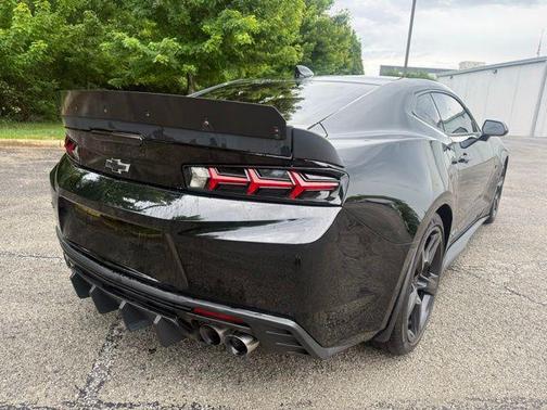 Black 2018 Chevrolet Camaro 1SS